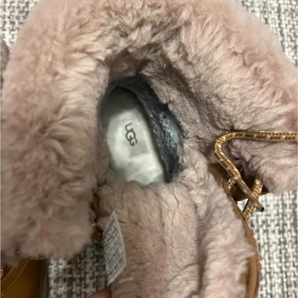 UGG  Boots with Cozy Lining - Picture 2 of 8